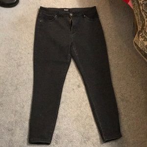 Women’s jeans
